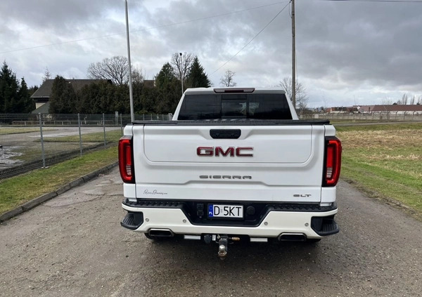 GMC Sierra cena 285000 przebieg: 128000, rok produkcji 2019 z Bardo małe 211